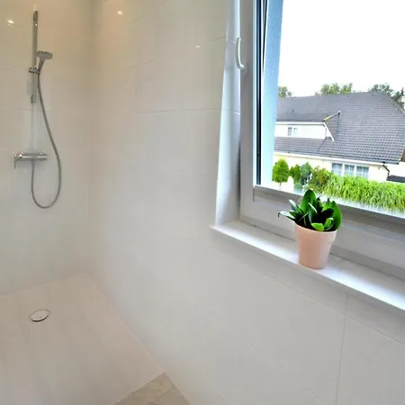 Villa Comfortable Villa, *