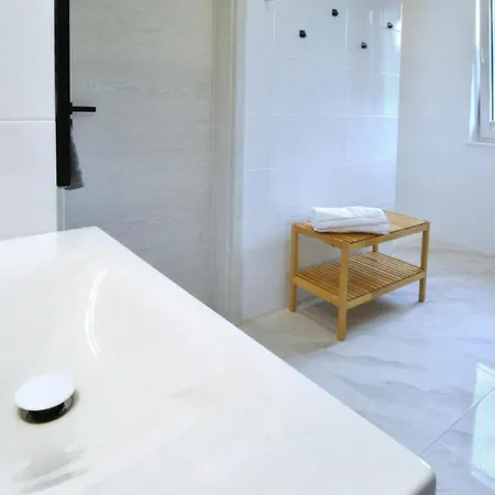 Comfortable Villa, Villa Mielenko